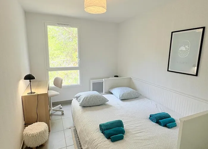 #sete T3 Neuf & Cosy Terrasse Parking * Sete